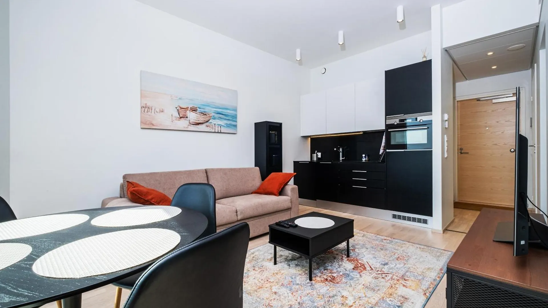 26Th Floor Helsinki High Point 1 Bdr Apartment With City View 芬兰