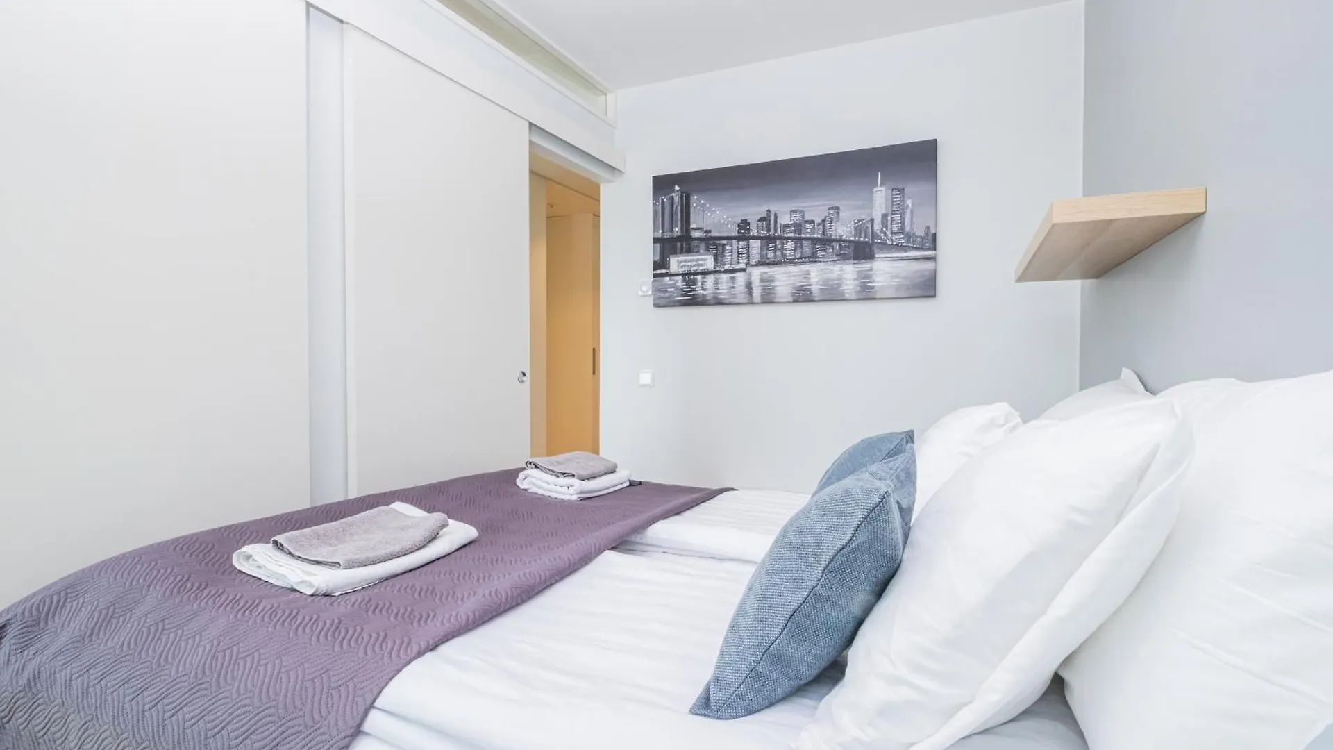26Th Floor Helsinki High Point 1 Bdr Apartment With City View 0*,  芬兰